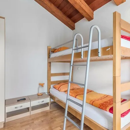 Complex Anja Guest house