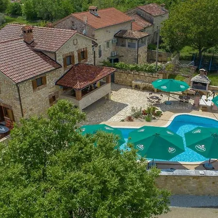 Complex Anja Guest house 3*