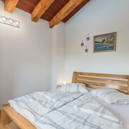 Complex Anja 3* Sveti Lovreč Pazenatički