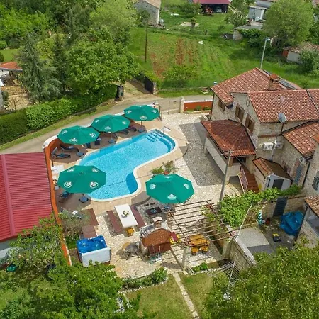 Complex Anja 3* Sveti Lovrec Pazenaticki