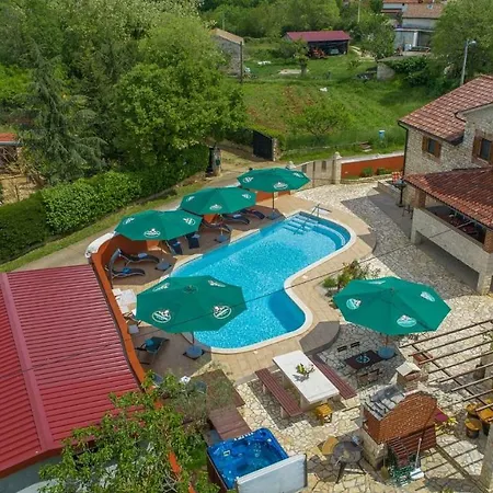 Complex Anja Guest house Sveti Lovrec Pazenaticki