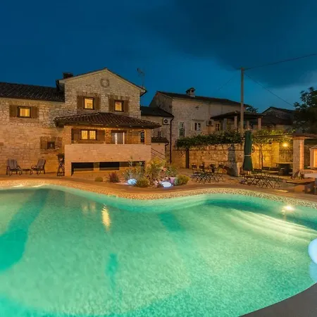 Complex Anja Sveti Lovreč Pazenatički