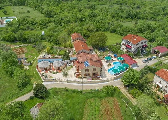 Complex Anja Sveti Lovreč Pazenatički